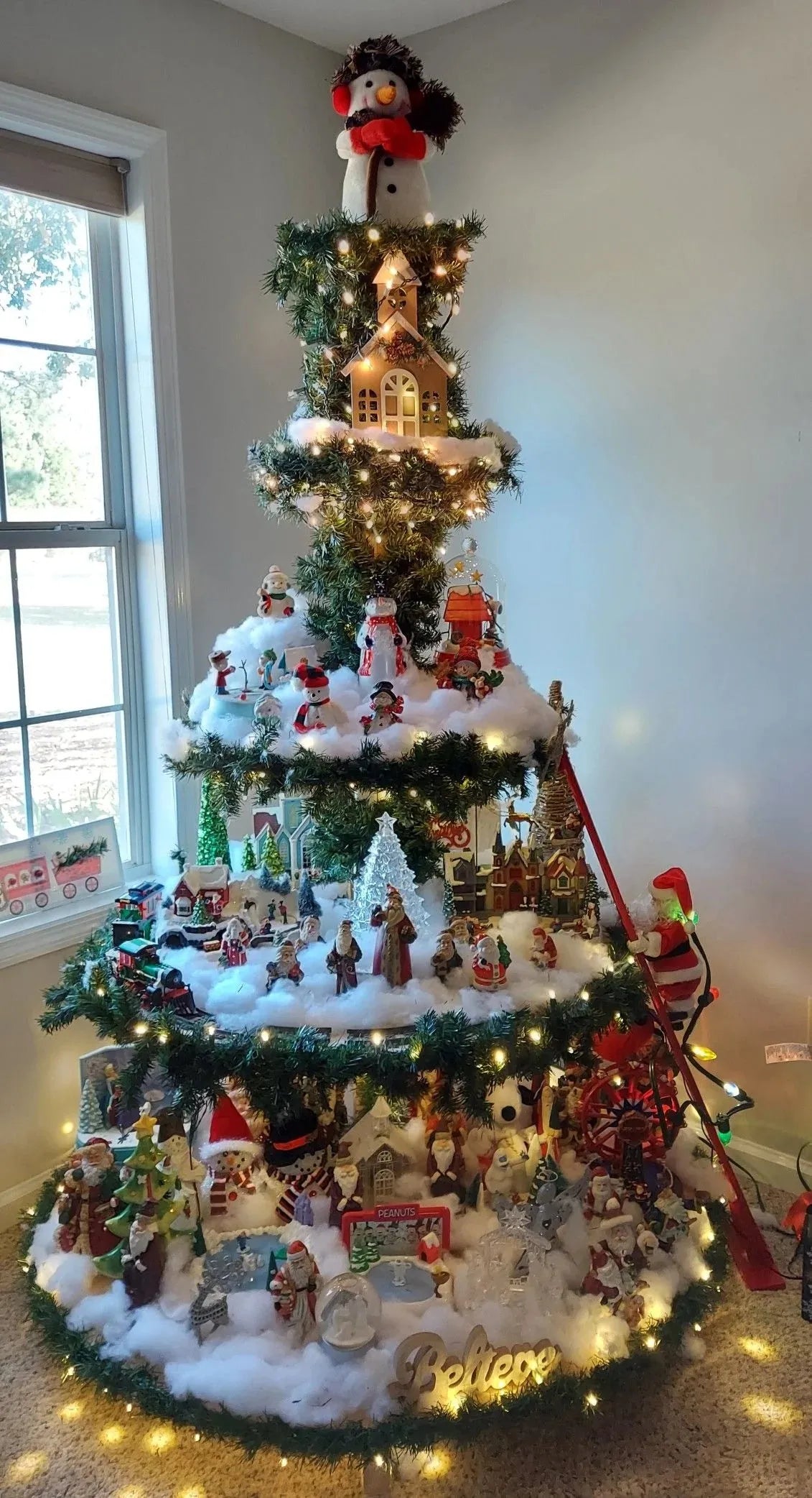 🎅Ferris Wheel Christmas Tree 🎄(With A Train, A Ferris Wheel, A Brightly Lit House And A Santa)